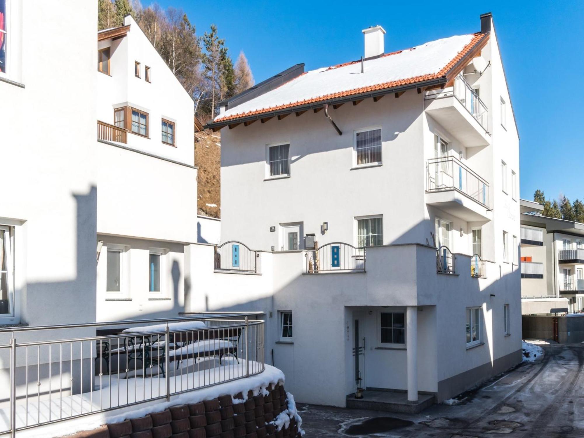 Modern Apartment In Fiss At Ski Bus Stop Eksteriør bilde