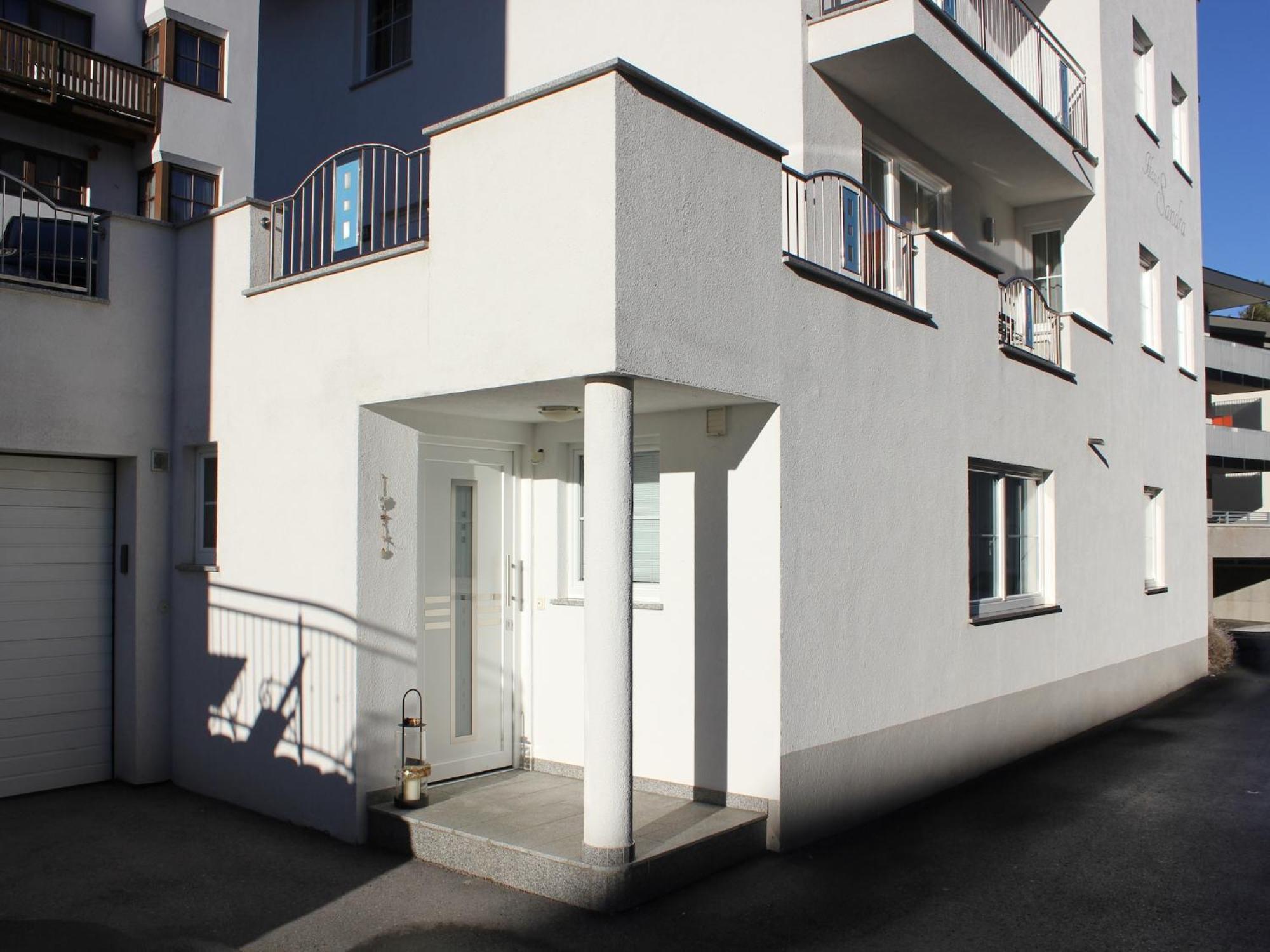 Modern Apartment In Fiss At Ski Bus Stop Eksteriør bilde